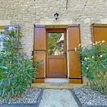 Maison En Pierre Avec Terrasse Paisible Et Piscine Chauffee - Fr-1-824-23 بيت للعطل Beaugas