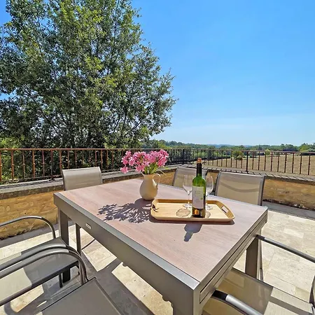 Maison En Pierre Avec Terrasse Paisible Et Piscine Chauffee - Fr-1-824-23 *