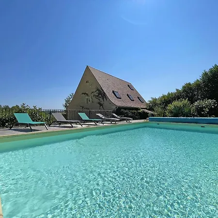 Maison En Pierre Avec Terrasse Paisible Et Piscine Chauffee - Fr-1-824-23 *