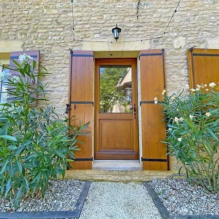 Maison En Pierre Avec Terrasse Paisible Et Piscine Chauffee - Fr-1-824-23 Tatil Evi Beaugas